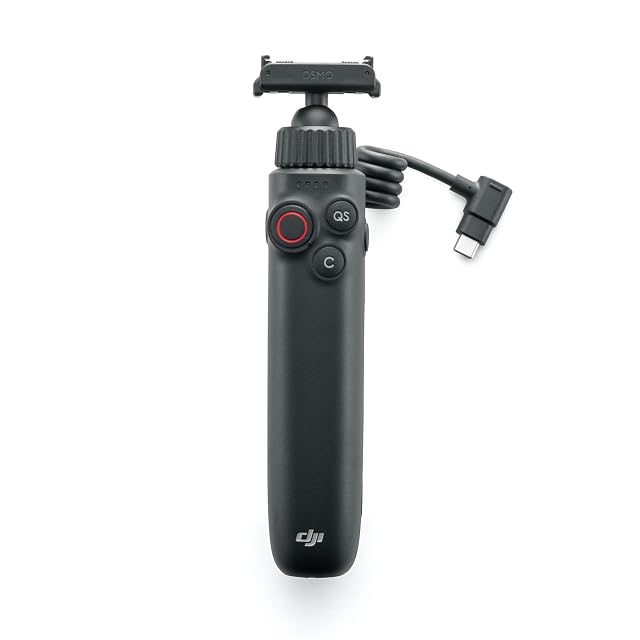 Impugnatura portabatterie bidirezionale DJI Osmo Action con il suo coperchio della porta di ricarica