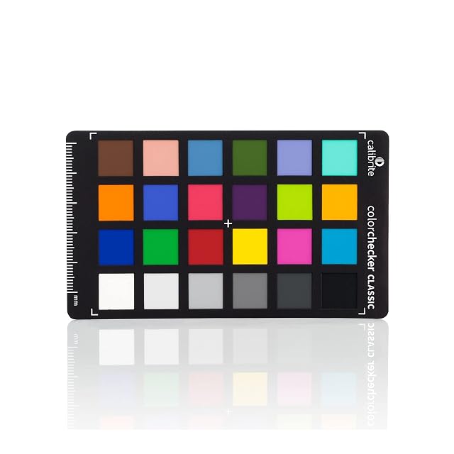 Carta Calibrite ColorChecker Classic Mini con i suoi ventiquattro tasselli colorati