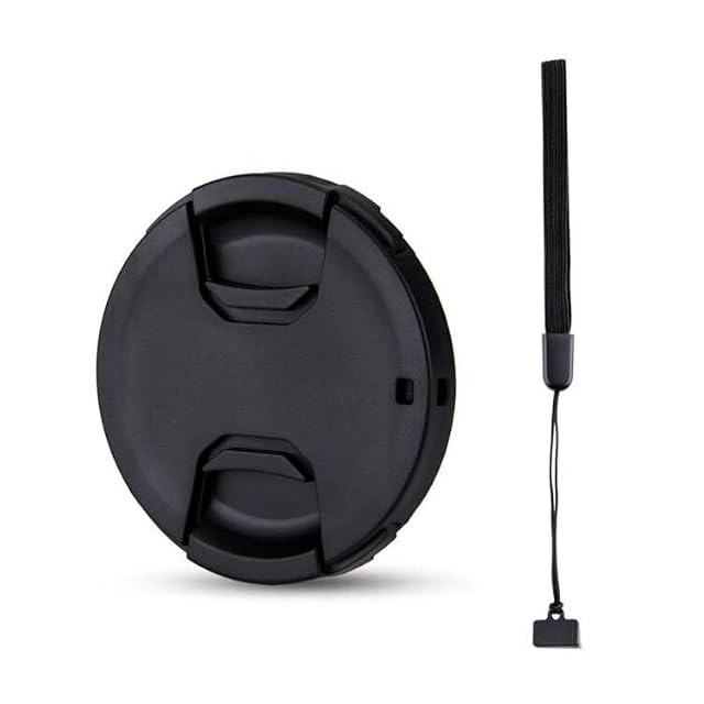 Tappo per obiettivo JJC da 52 mm a pressione centrale con il suo cordino elastico attaccato
