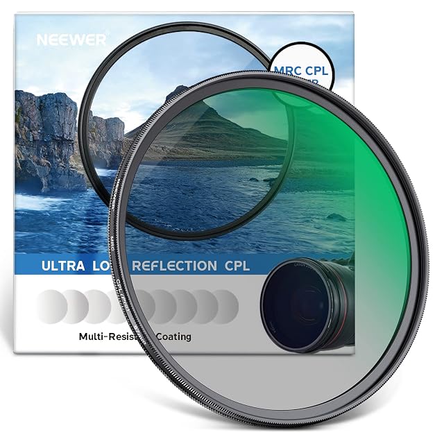 Filtro CPL NEEWER da 67 mm che mostra l’anello rotante zigrinato e la custodia