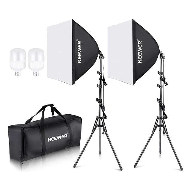 Kit softbox NEEWER con due box da 60 per 60 cm su stativi in alluminio da 210 cm