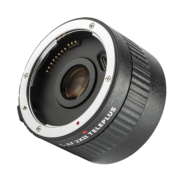 Moltiplicatore di focale Viltrox C-AF 2X II con la leva del diaframma e la porta USB